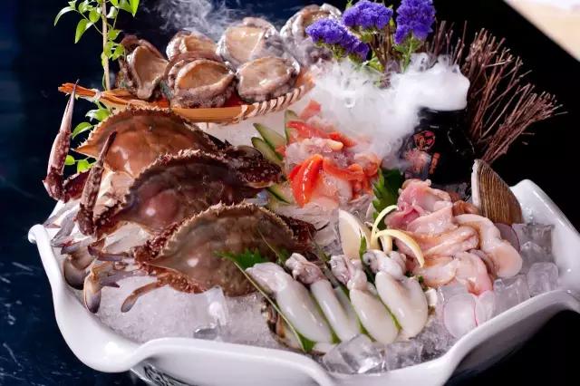 看得见的新鲜,深挖深海800米海鲜自助的秘密|深圳餐饮设计