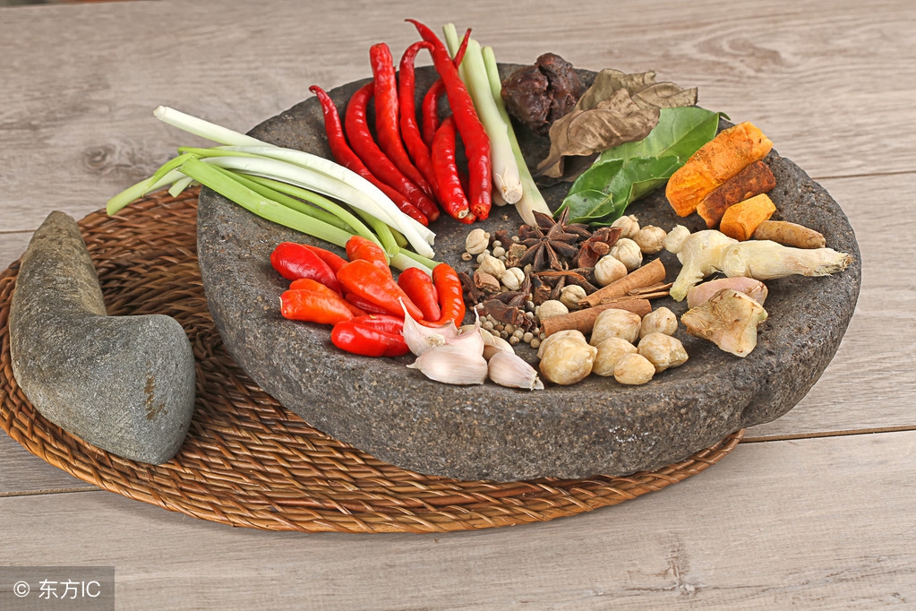 有没有因为男朋友口臭分手的,男朋友嫌弃我口臭要分手吗