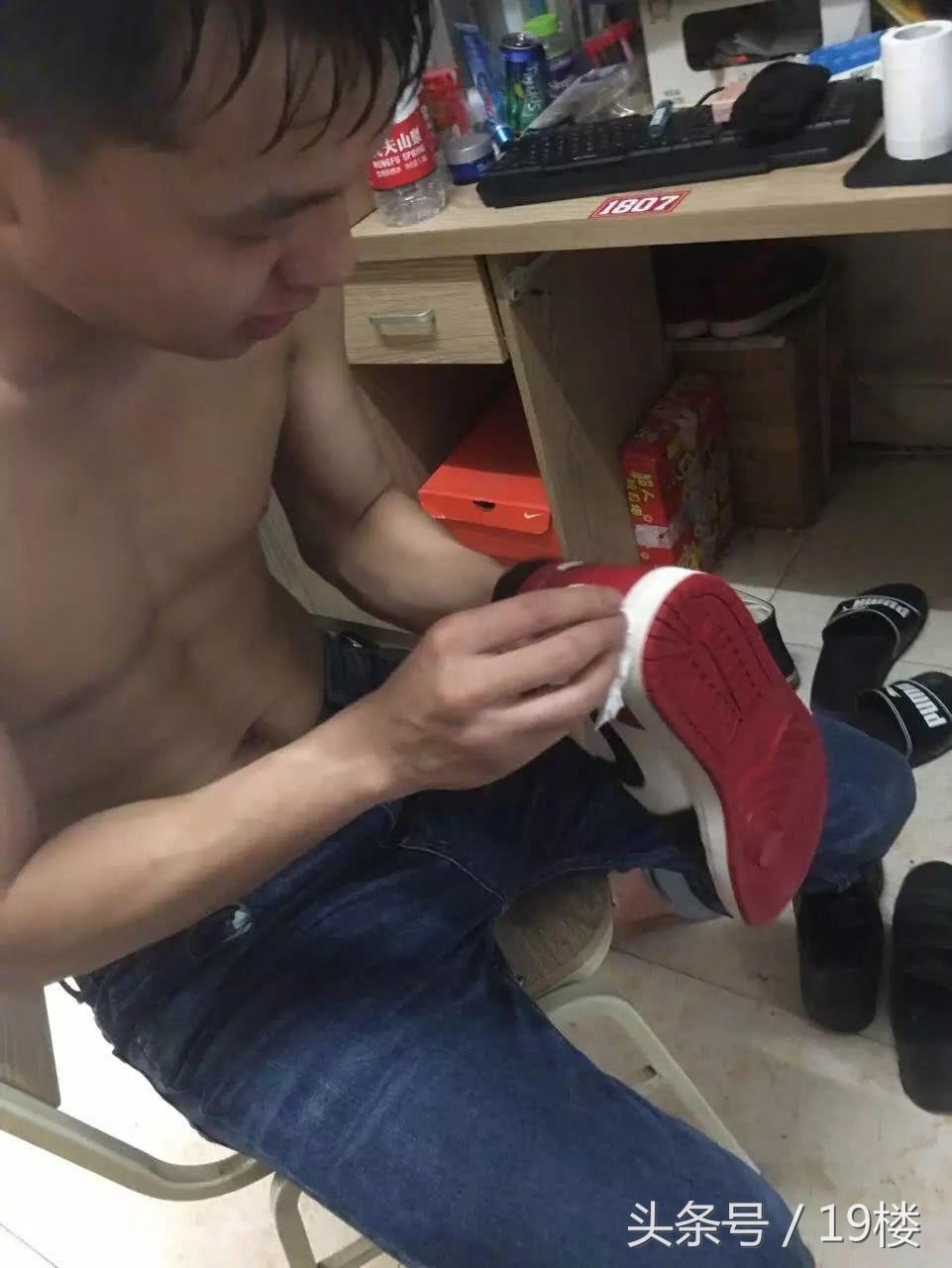 可以踩aj的直男,随便踩aj