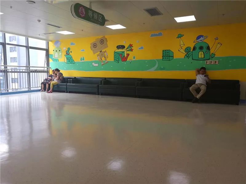 童话病房、智能导航……成都妇女儿童医院新儿科大楼，到底怎么样？