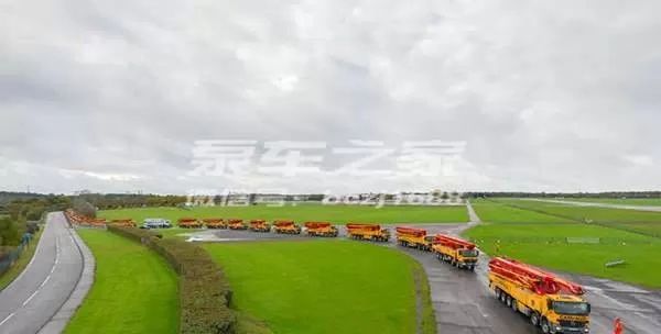 大饱眼福！租赁公司三十周年庆，55台大象和施维因泵车壮观*行游**！