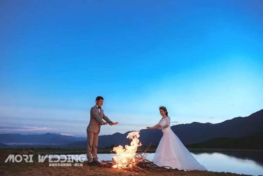 森系婚纱照衣服,旅拍五套婚纱怎么选风格