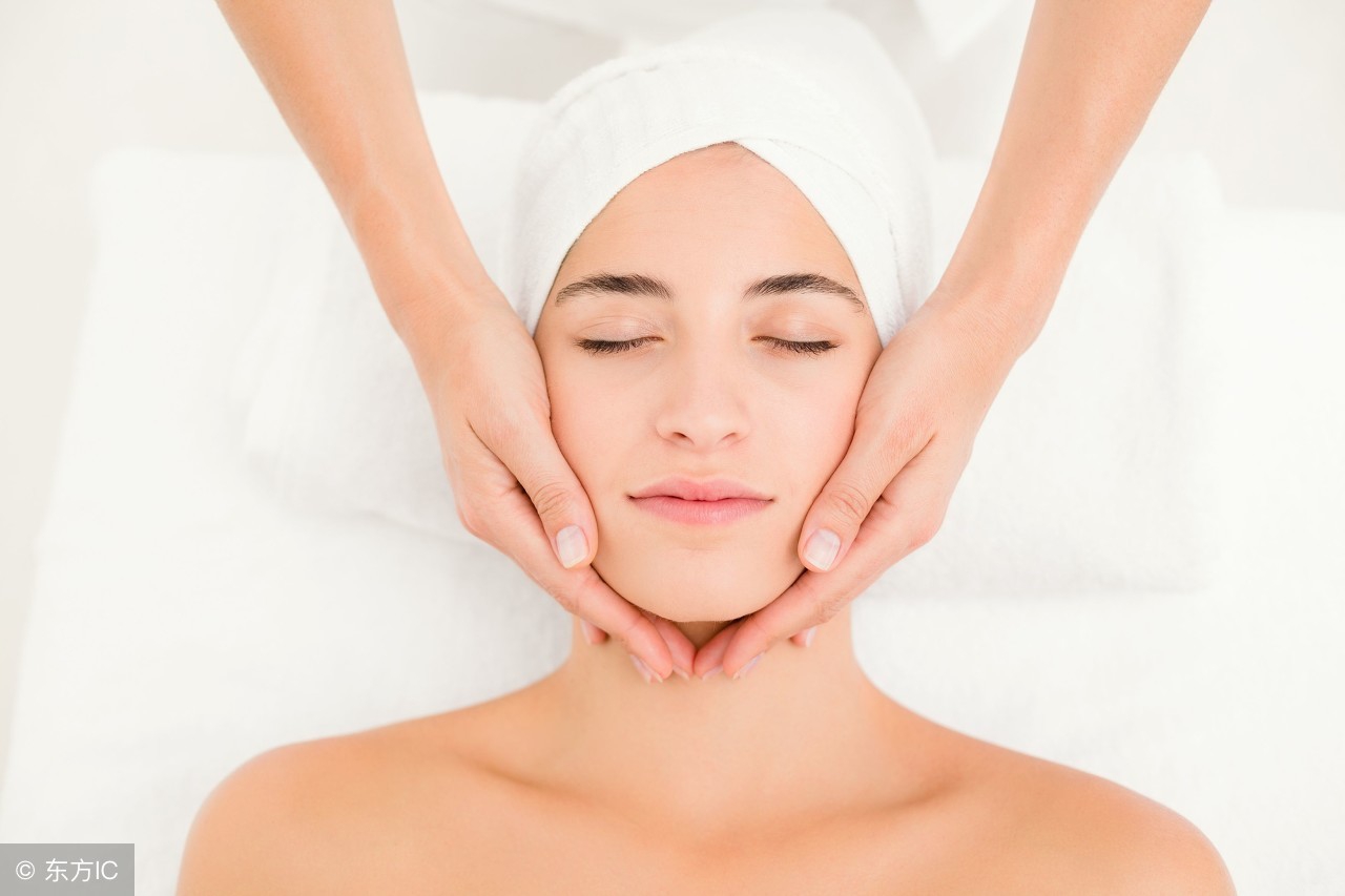 如何去改变面部凹陷,改善面部凹陷的化妆方法