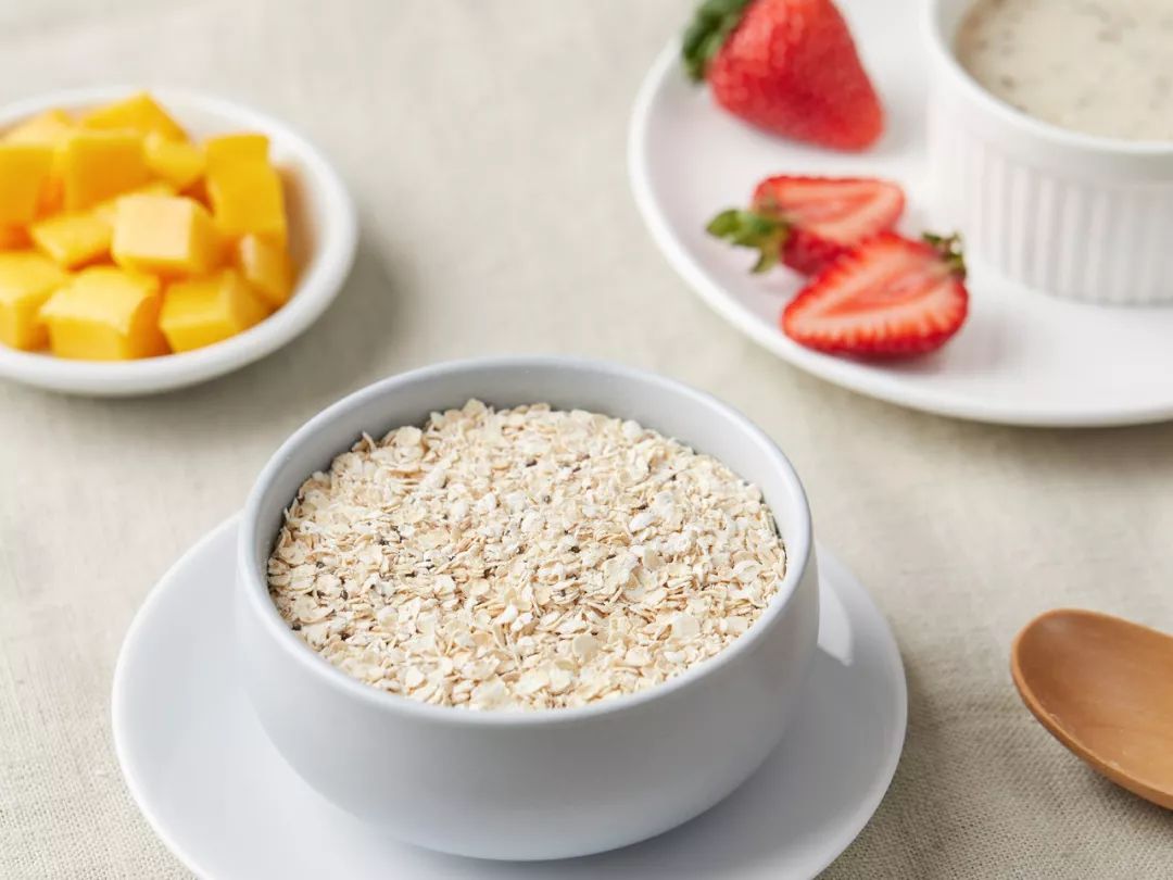 澳洲即食燕麦片营养早餐,奇亚籽谷物即食燕麦片的吃法