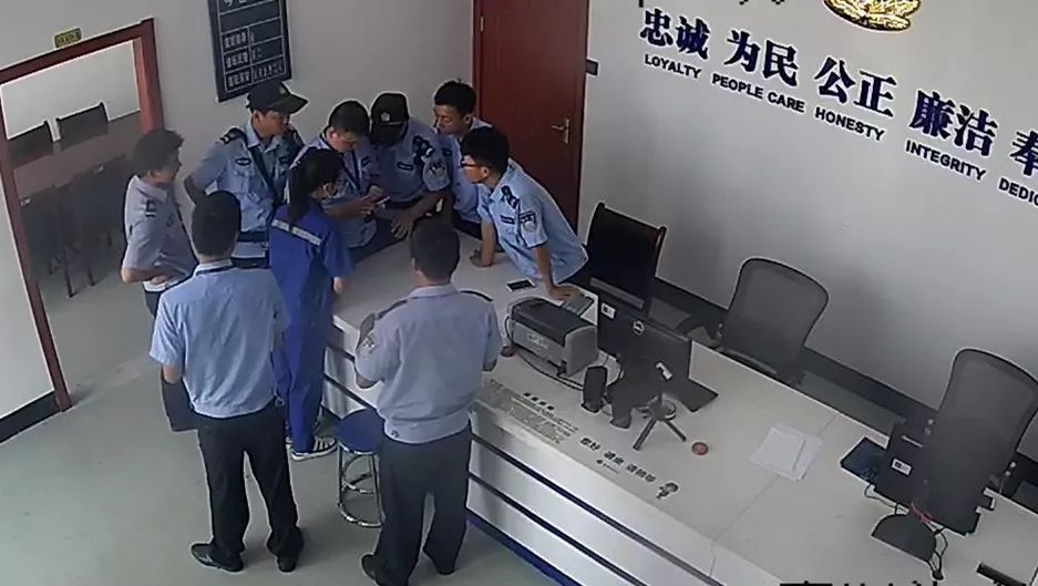 接了个电话7万块没了,接了一个电话卡里钱没了