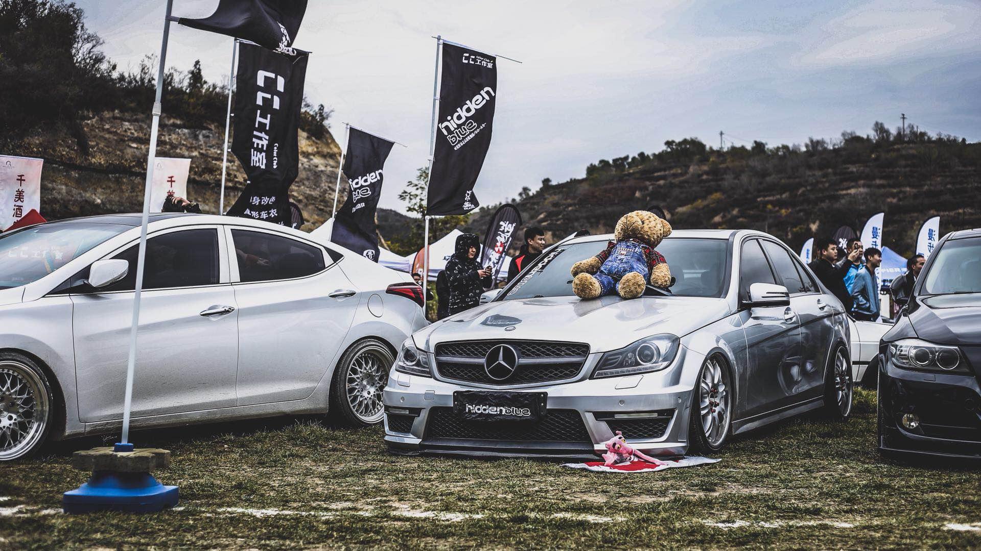 老款奔驰c63沉浸体验,老款奔驰c63值得入手吗