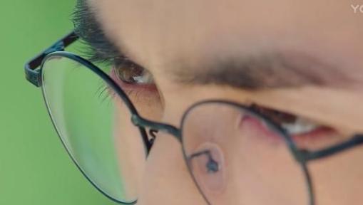 朱一龙霍建华睫毛,朱一龙霍建华谁帅