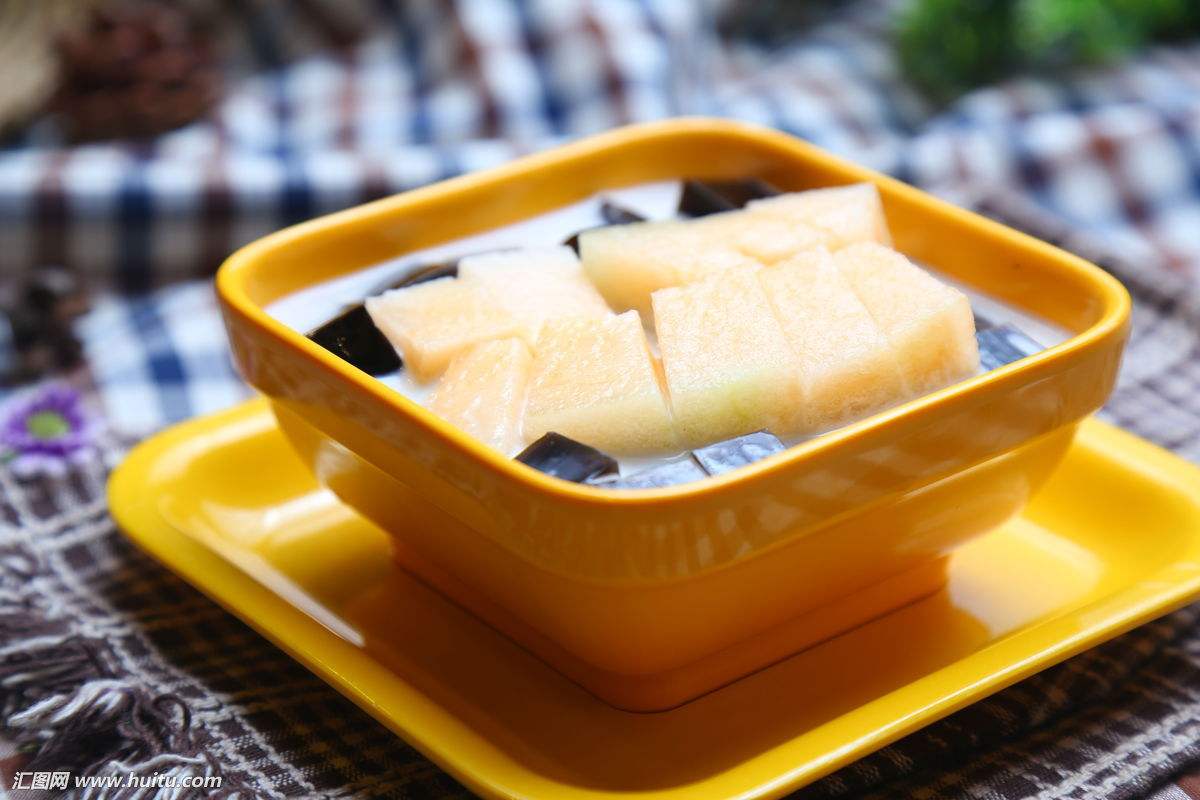 龟苓膏是哪个市的传统小吃,南方小吃龟苓膏和什么傻傻分不清