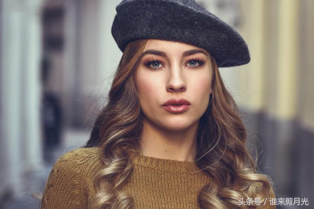 发量多的中长发适合烫什么卷发,理发店烫卷发造型中长发教程