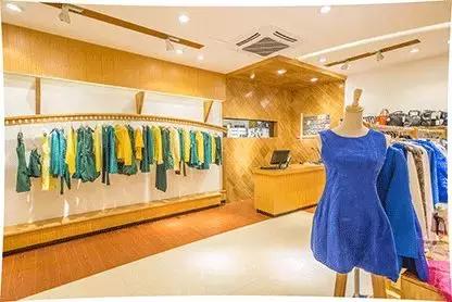 优衣库在走下坡路吗,优衣库吊牌