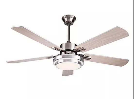 新房装修灯具怎么选比较好,新房装修先补油漆还是先装灯具