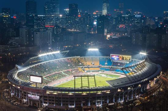 中超第一支县级球队五华足球场,中超十大俱乐部