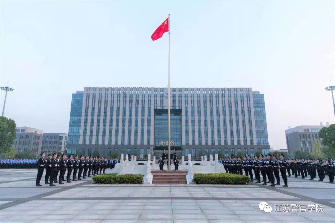 2022级新生报到入学须知,2019级新生入学条件