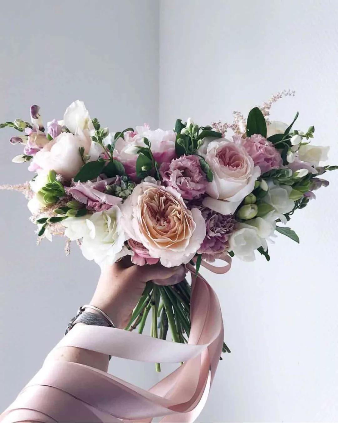 七夕节送花关于颜色的寓意,送花朵数讲究