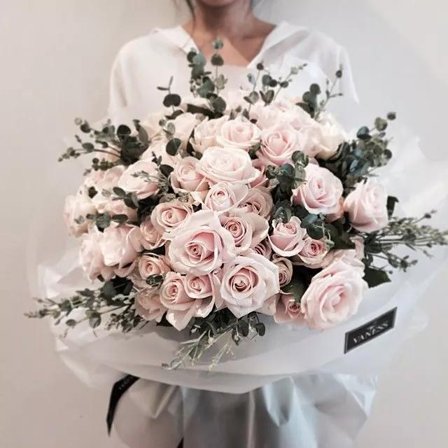 七夕节送花关于颜色的寓意,送花朵数讲究