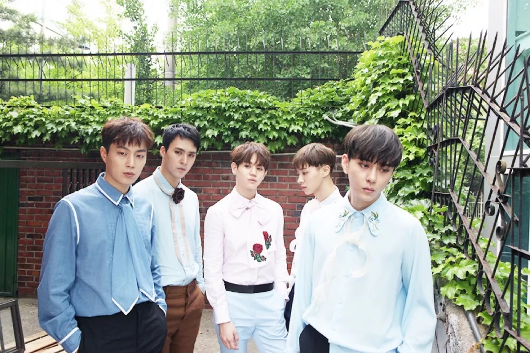 韩国组合人气排名前十,韩国人气组合排行榜最新名单