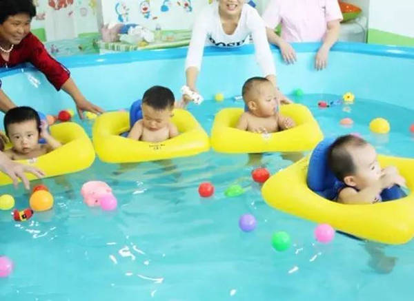 婴儿游泳馆泳池功能介绍,婴儿游泳馆是具体做什么的