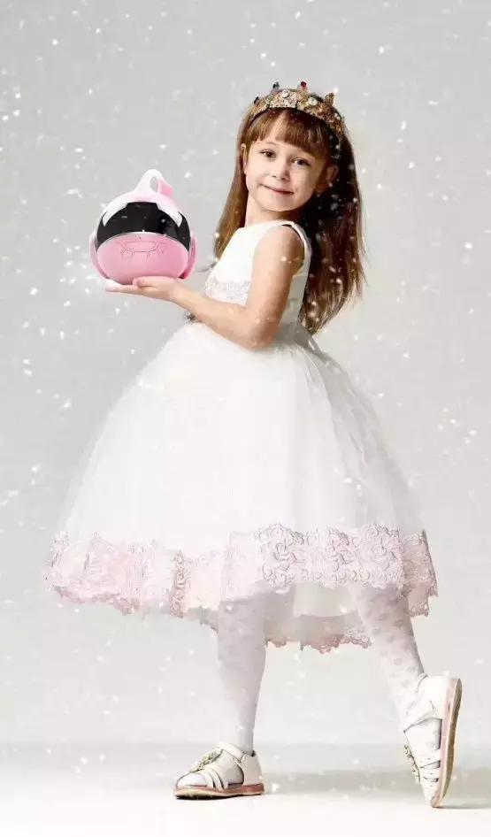 特殊群体关爱活动,免费送智伴机器人