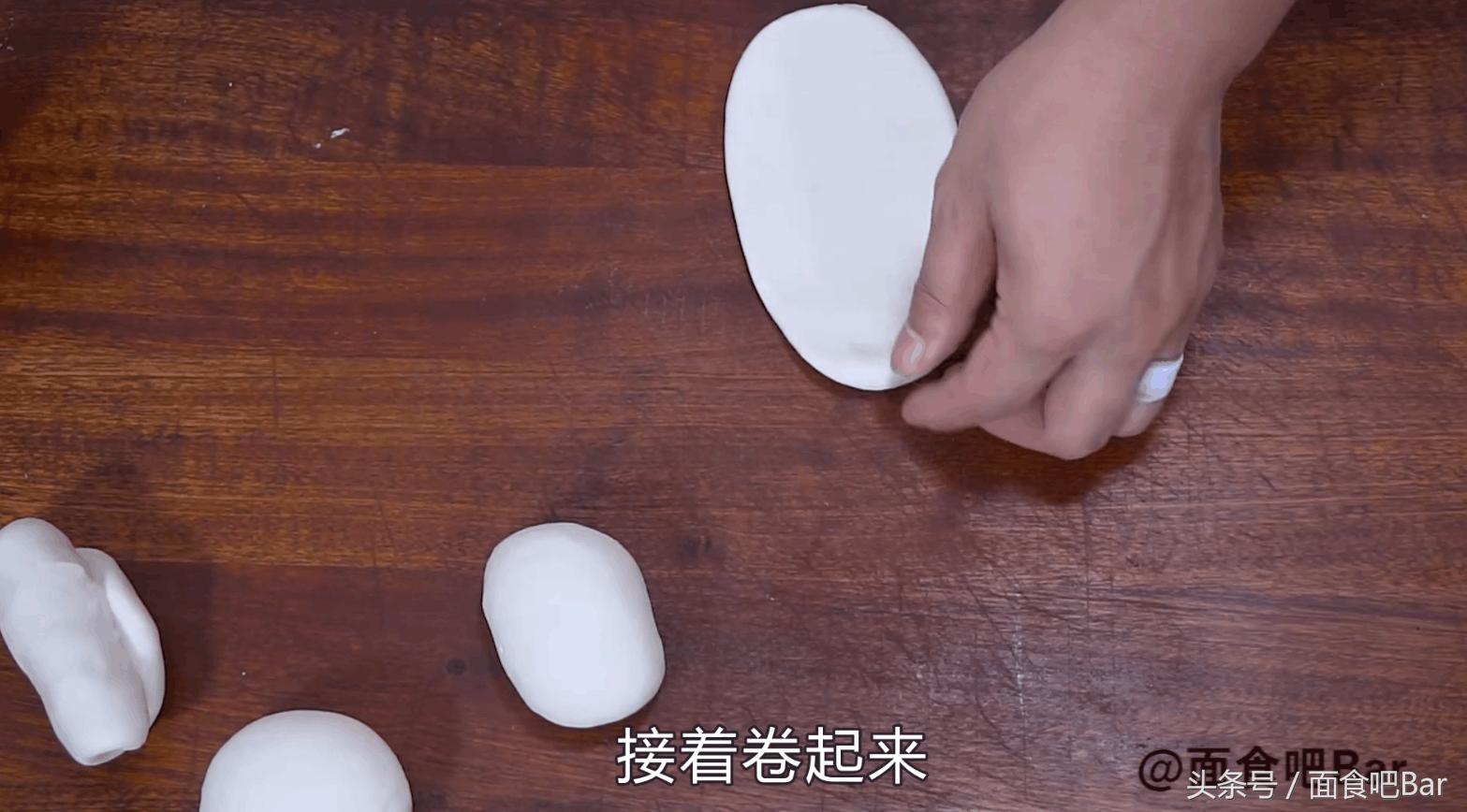 怎么烙饼使饼皮软不酥,烙饼柔软起层有秘诀