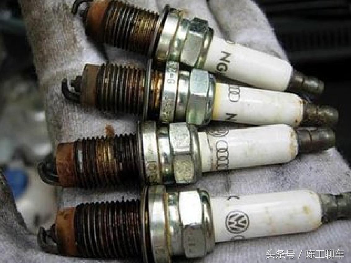 火花塞电极断头什么原因,火花塞孔滑丝修复教程