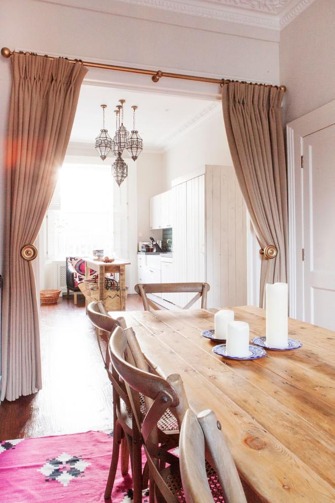 永不过时的中式餐桌,简约中式餐桌