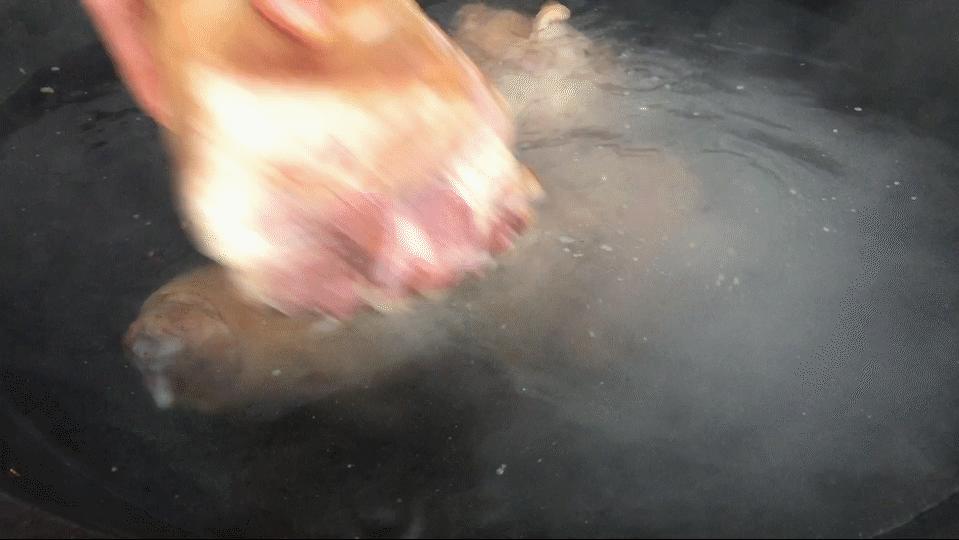 94年小伙卖卤肉十年,28岁小伙卖卤肉