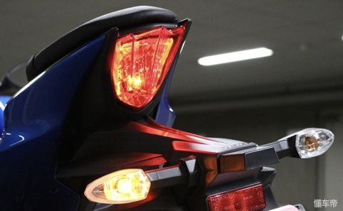 铃木gsxr150试驾视频,铃木gsxr1000r试驾评测