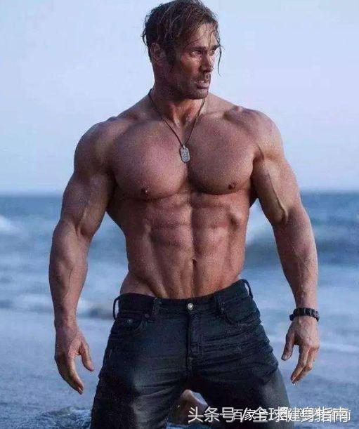 国足和c罗实力对比,国足白斩鸟对比c罗