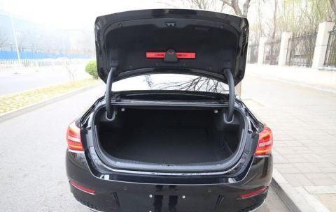 刚考上乡镇公务员买什么车,刚考上公务员考试买啥车