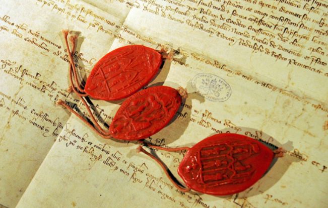 世界十*禁大**区千万不要因为好奇就想去!