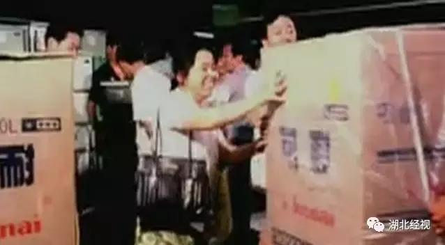 回忆四十年代买黑白电视机,40年前买电视机