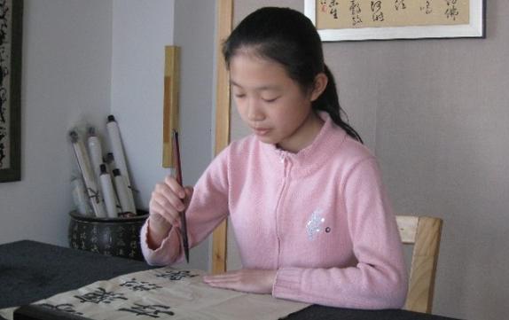 初学毛笔握笔正确姿势有几种,毛笔转笔姿势