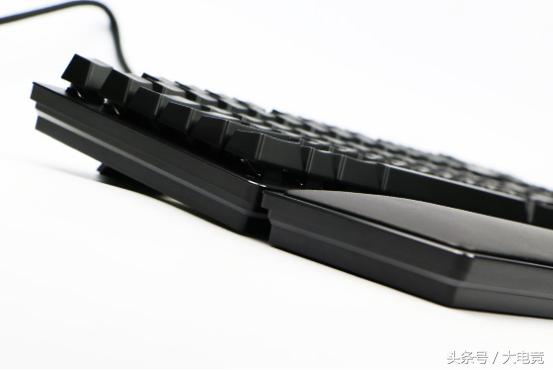 雷蛇光蛛键盘评测,雷蛇键盘猎魂光蛛精英版测评