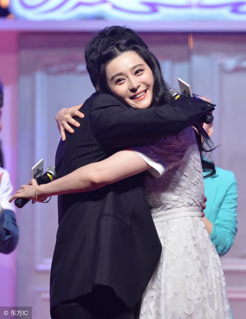 范冰冰范丞丞有钱吗,范冰冰和范丞丞相差多少钱