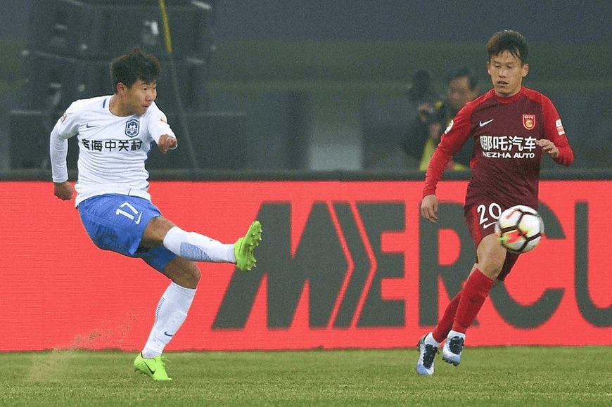 大器晚成！泰达29岁妖刀加盟球队7年终迎百场，本赛季已攻入6球