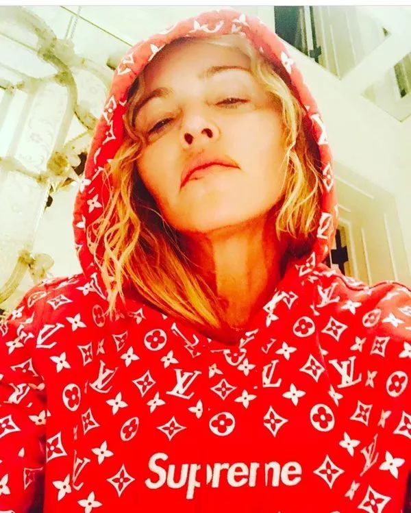 目前值得入手的supreme,supreme还值得买么