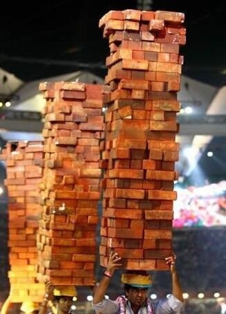 算了我要去搬砖了表情包,你们继续聊我搬砖去了表情包