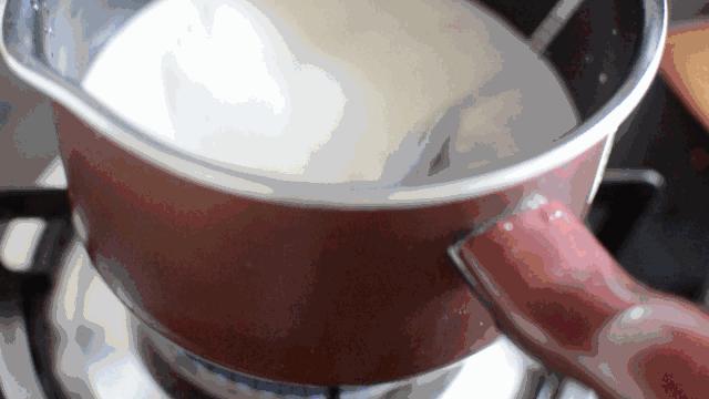 住在“地球上最后一片净土”，这个地方的奶牛过得比人还好！