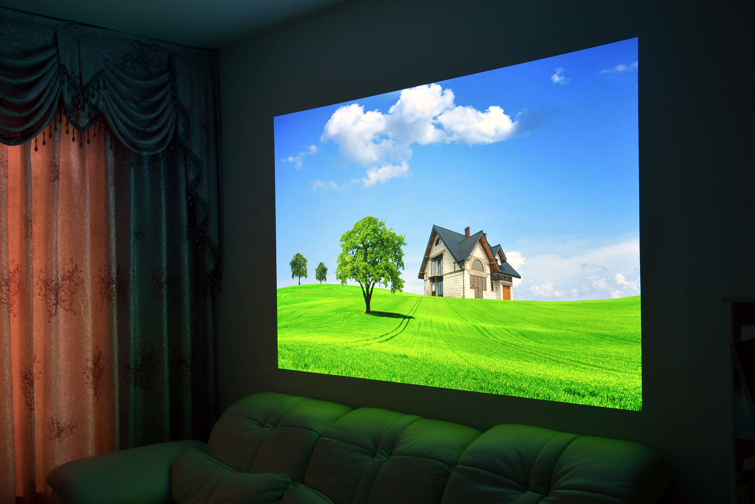 坚果v20s投影仪的真实流明,坚果v10投影流明