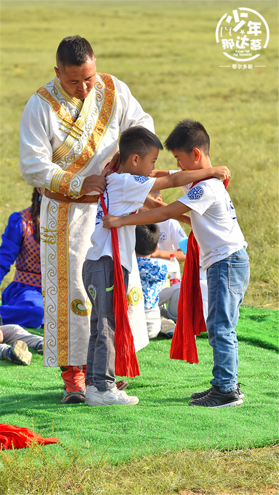 内蒙古鄂尔多斯大草原骑马,鄂尔多斯大草原骑马