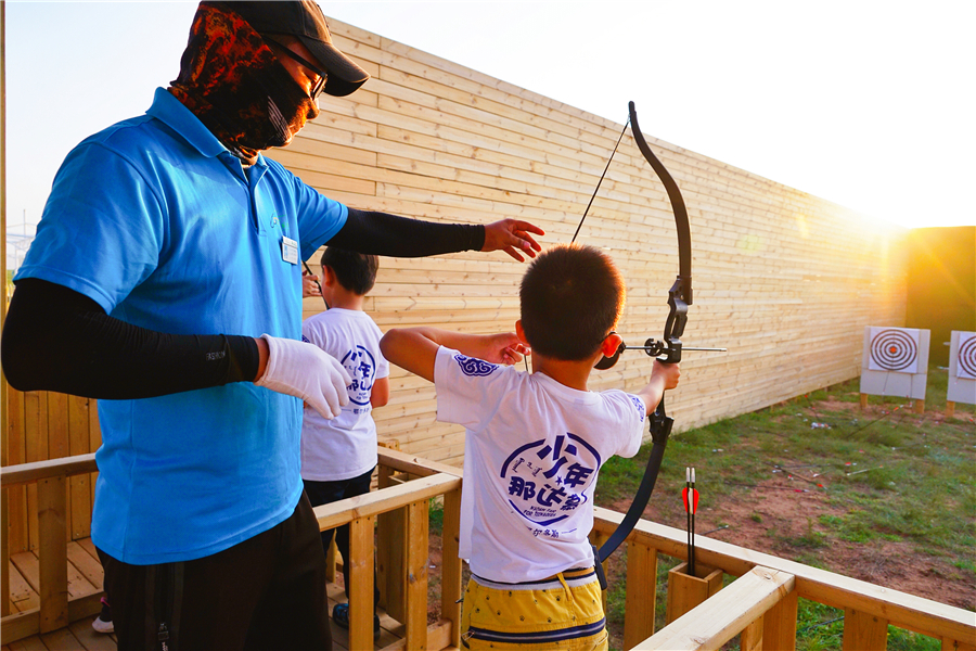 内蒙古鄂尔多斯大草原骑马,鄂尔多斯大草原骑马