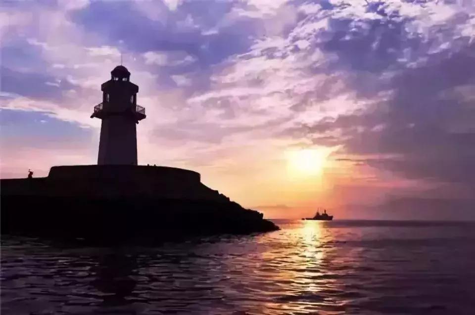 这座风光不输三亚的海滨小城,这座海边小城风光不输三亚