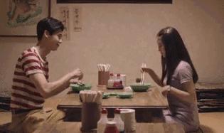 18岁女孩子死亡前征兆,年轻人突然绝经还能怀孕吗