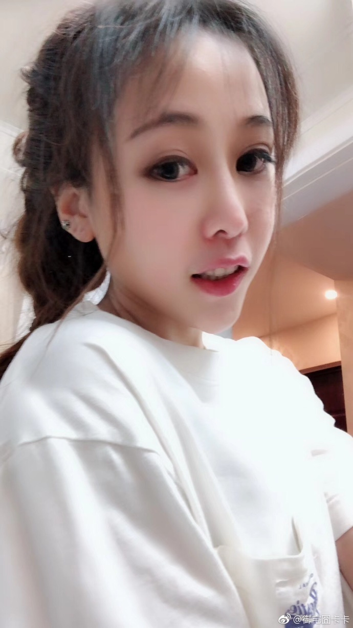 曾经的虎牙三骚,曾经的斗鱼三大女主播