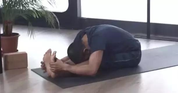 马甲线和什么搭配最好看,瘦马甲线怎么穿好看