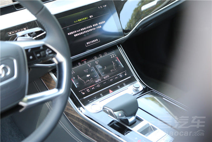 奥迪a8l60tfsiquattro试驾,奥迪a8l试驾视频55tfsi豪华