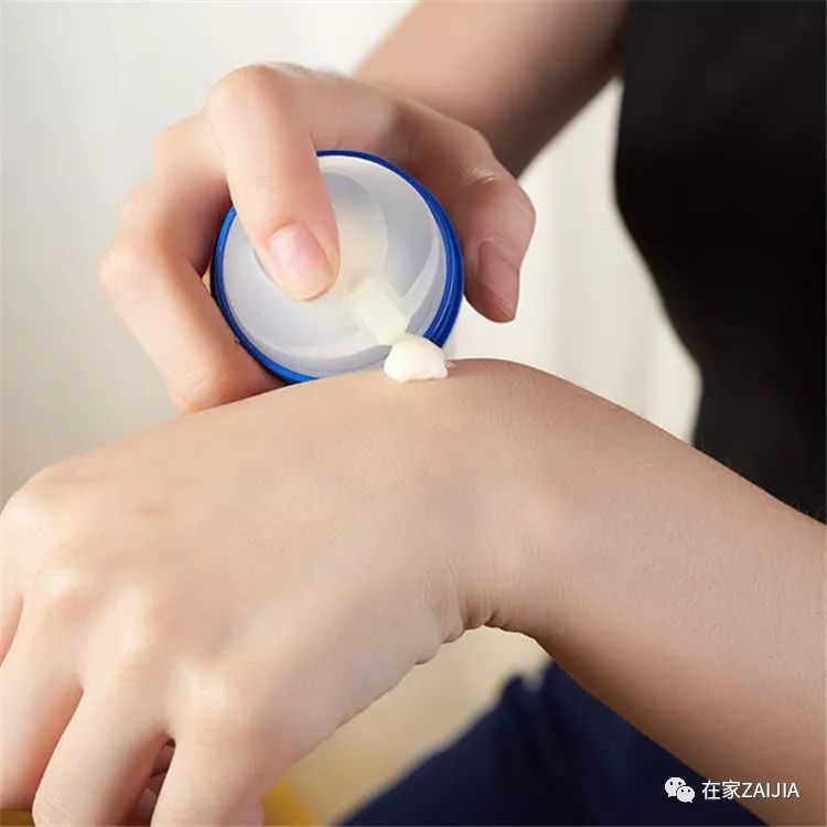 关节疼痛最快的外用偏方,快速缓解关节疼痛的凝胶