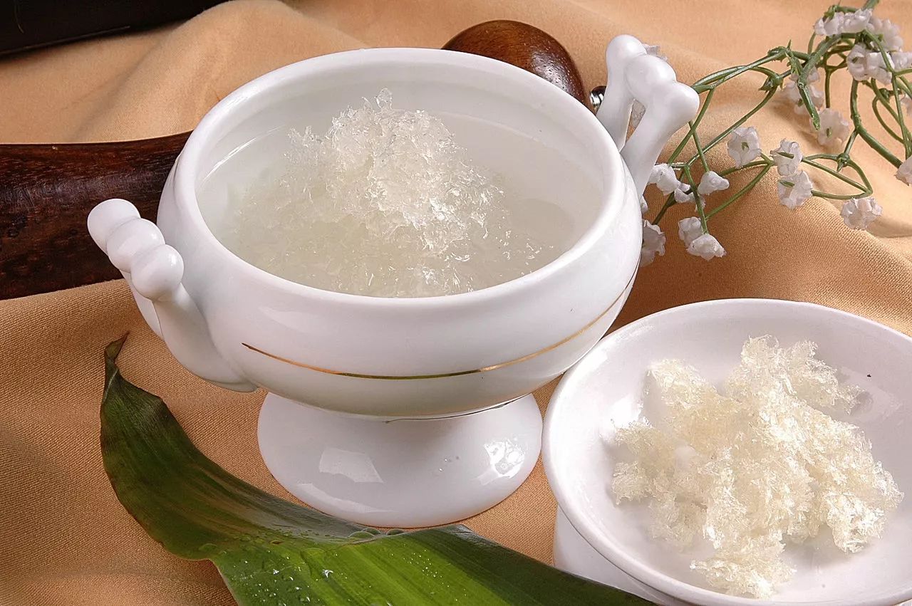 嘉薇好物｜每天一碗燕窝，轻松养出“少女肌”