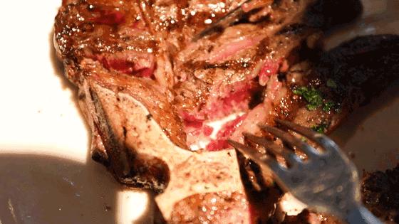 谢霆锋牛排探店,谢霆锋珍藏牛肉