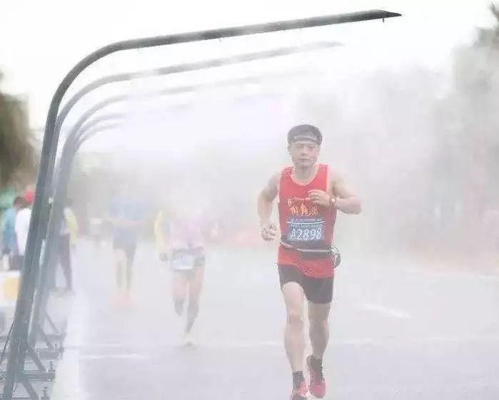 跑步灰指甲解决办法,跑步黑指甲是什么原因